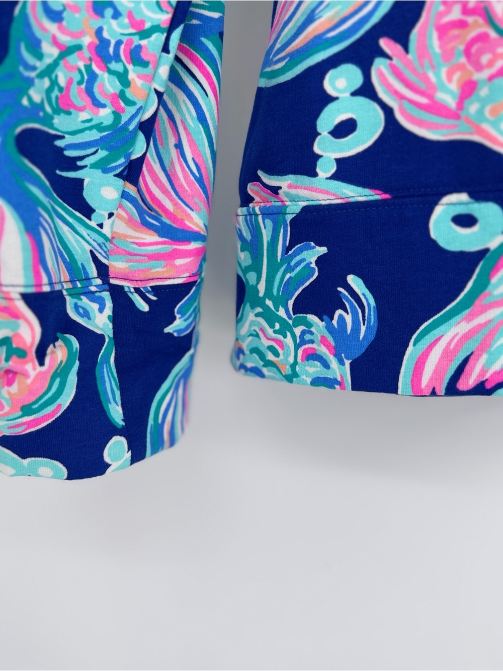 Lilly Pulitzer Full Zip Jacket XL Bright Colorful Koi Fish Print Vacation Summer - Picture 15 of 16